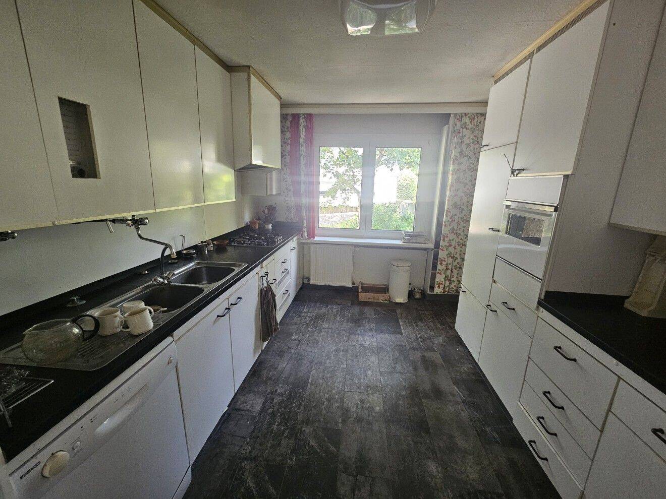 freistehendes Einfamilienhaus in traumhafter Lage im Grünen in Saarbrücken-Triller – Saarbrücken – Vorschaubild 8