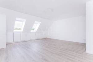 Wohnen am Wasser - modernisierte Maisonettewohnung mit Balkon – 13595 Berlin – Vorschaubild 4