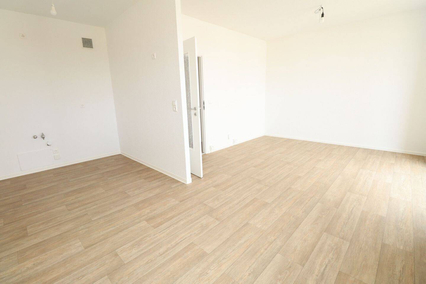 3-Raumwohnung mit West-Balkon und herrlichen Ausblick – Chemnitz – Vorschaubild 6