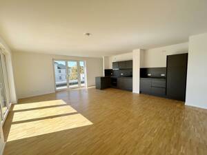 Modernes Leben auf 118 m²: Stilvolle 3-Zimmer-Wohnung mit Highlight-Dachterrasse und Aufzug – 70327 Stuttgart – Vorschaubild 3