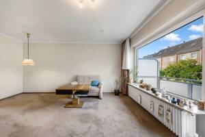Bremen Huchting: Schönes Reihenendhaus für Familien in zentraler Lage mit Garage – 28259 Bremen – Vorschaubild 9