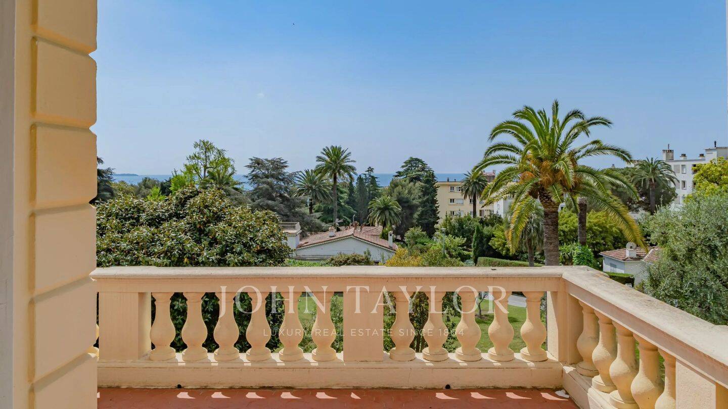 Appartement 3 pièces 128 m² · à Cannes · 127,5 m² · 1 090 000 €