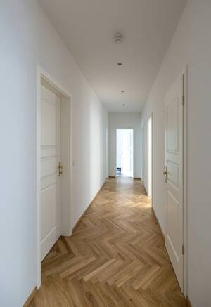 Traumhafte 4-Zimmerwohnung im denkmalgeschützten Altbau mit Balkon – 4347 Leipzig – Vorschaubild 6