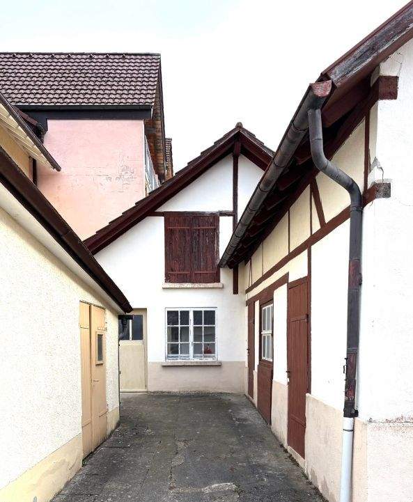 Grosszügig Wohnen! Wohnhaus mit viel Potential für Familien incl. Bauplatz – Hilzingen – Vorschaubild 4