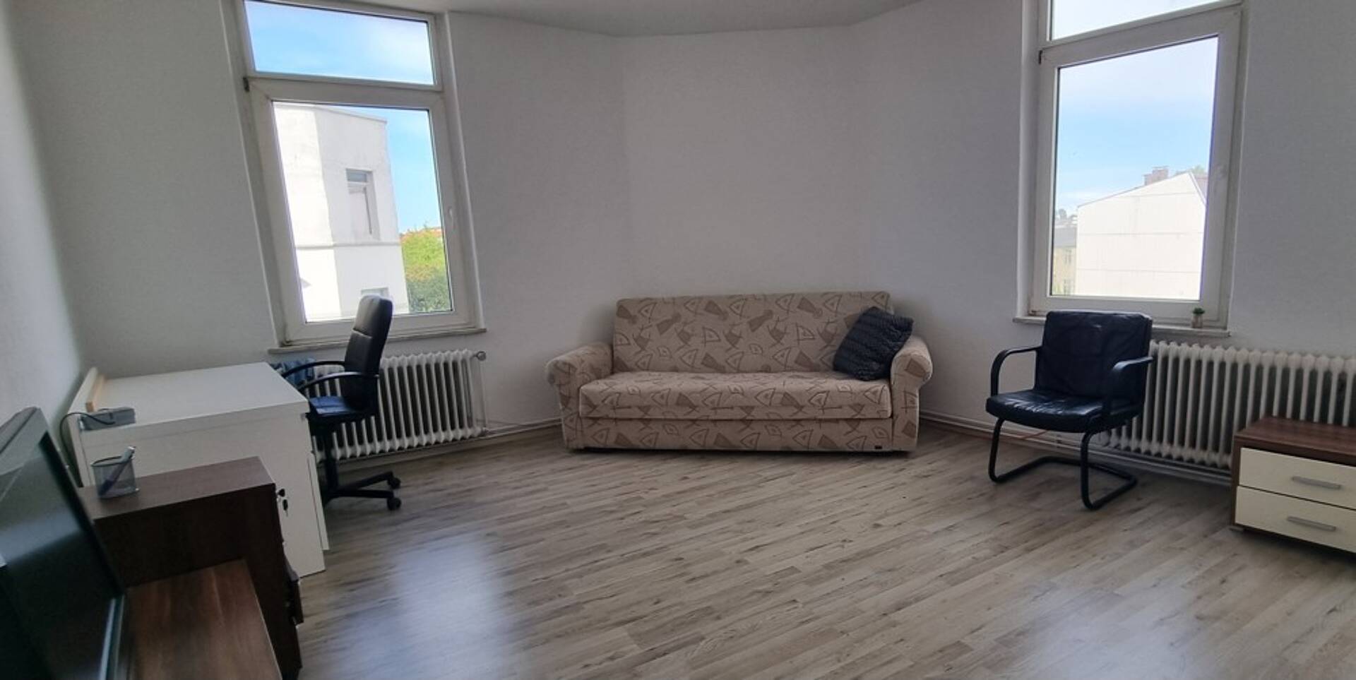 Etagenwohnung in 26382 Wilhelmshaven mit 219 m² kaufen