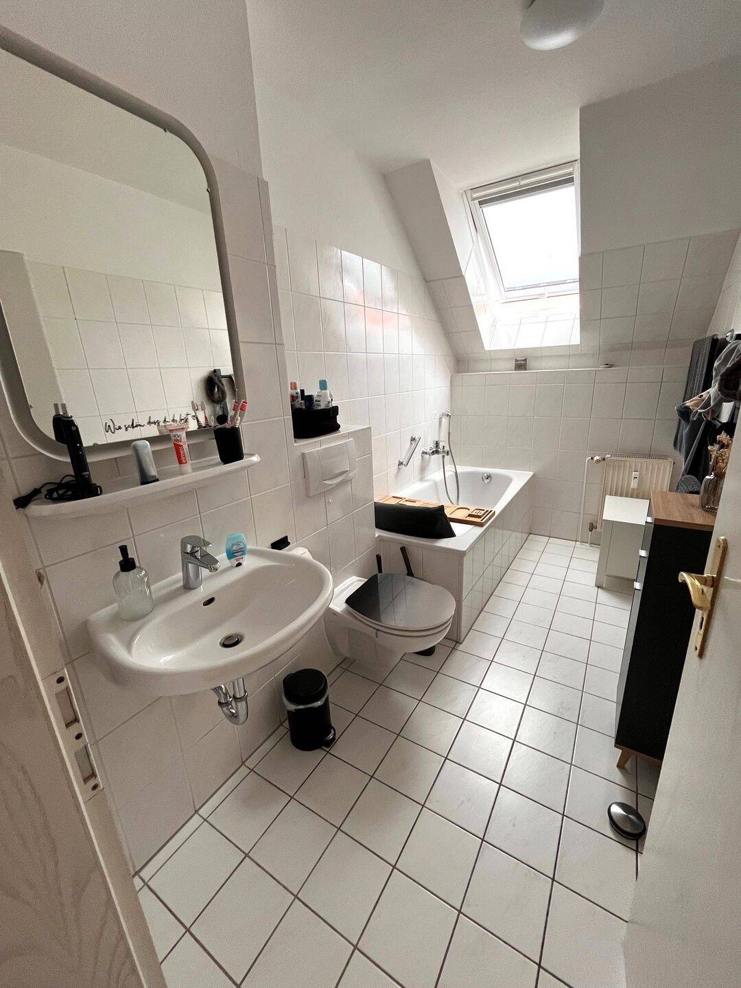 Schöne 4-Zimmer-Wohnung mit Balkon – Magdeburg – Vorschaubild 6
