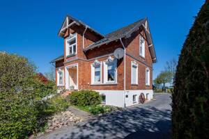 Vierländer Perle - Ein Haus mit Geschichte und Raum für Generationen