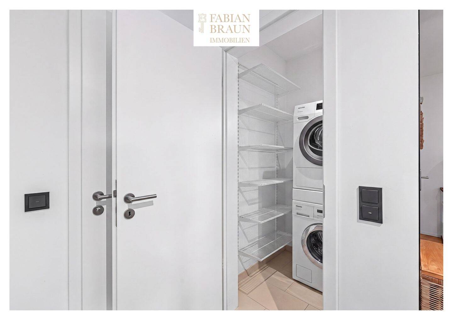Exklusive 4-Zi-Maisonette-ETW, FBH, Balkon + Loggia, Parkett, Bulthaup Küche, Klima, TG-Stellplatz mit Wallbox, 90571 Schwaig – Schwaig bei Nürnberg – Vorschaubild 8
