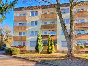 Schöne 3-Zimmer-Wohnung mit Balkon in LEV. Steinbüchel