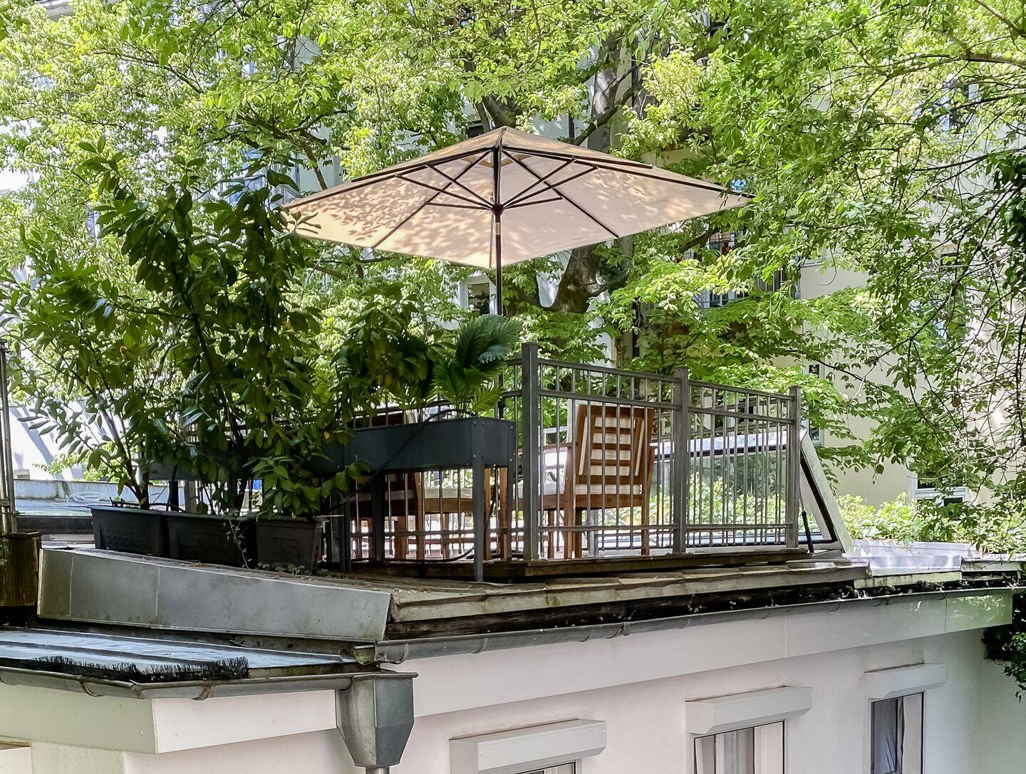 Au - Ruhig. Sonnig. Zentral. - Außergewöhnliches Townhouse-Feeling inmitten der City! – München – Vorschaubild 9