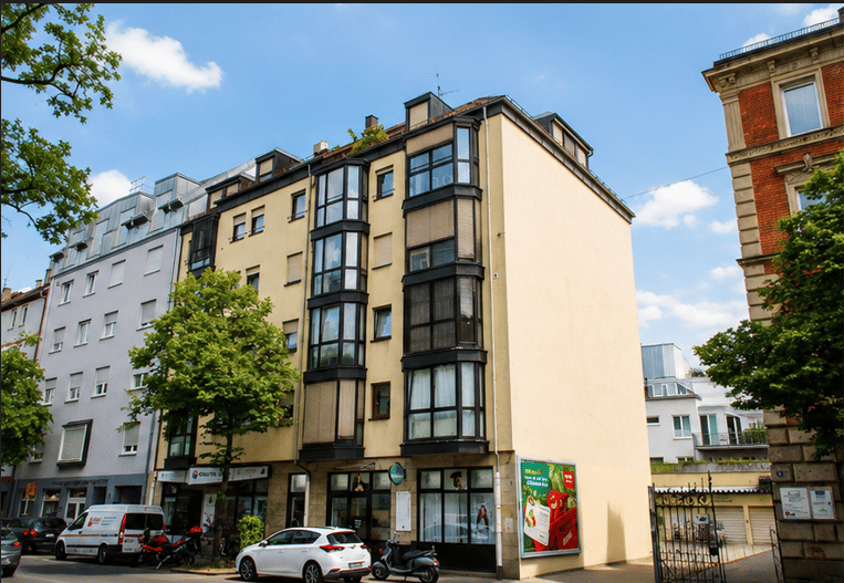Schöne 3- Zi.- Wohnung in zentraler Lage, Plärrer - DATEV