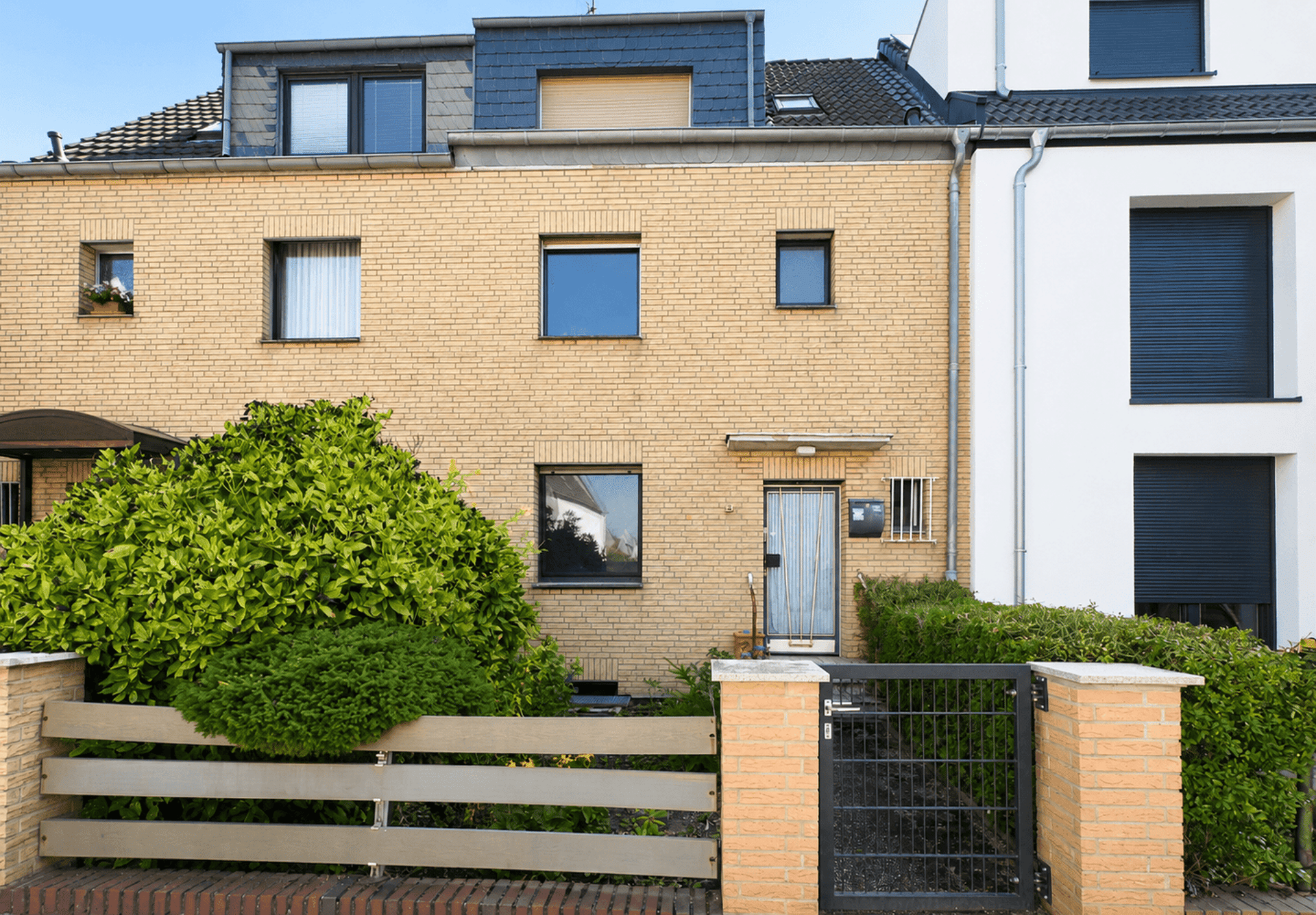 Reihenmittelhaus in 50999 Köln mit 104 m² kaufen