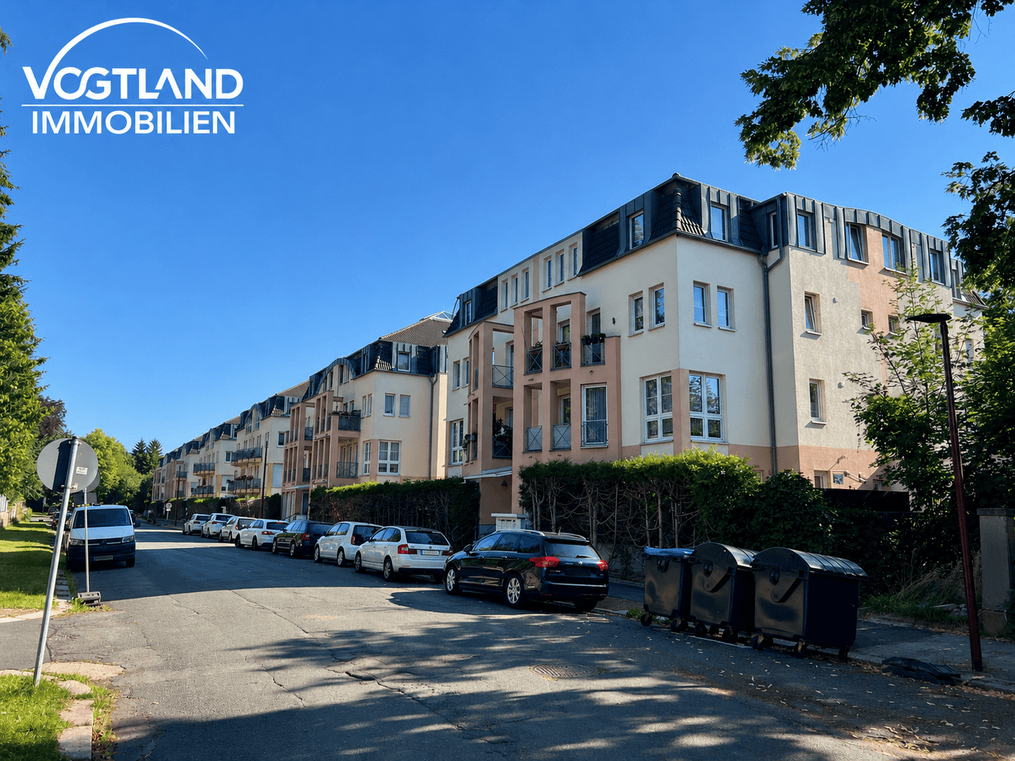 Attraktive 2-Raum-Wohnung mit Einbauküche und großer Terrasse in ruhiger Wohnlage zu vermieten