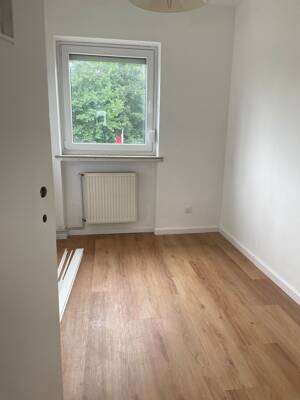 Charmantes Reihenhaus mit Garten in ruhiger Sackgasse – 28325 Bremen – Vorschaubild 6