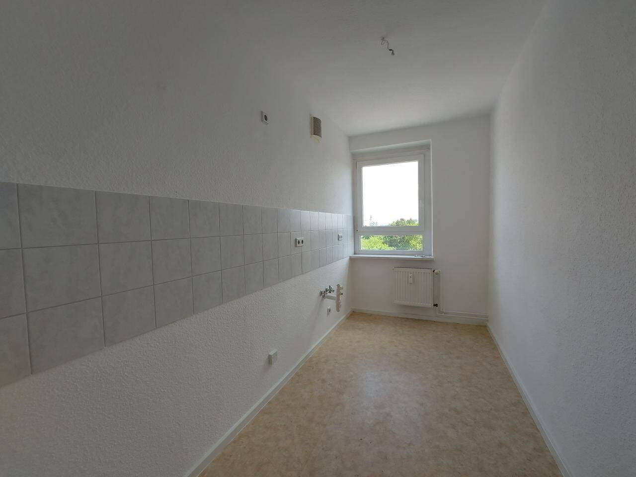 *Seniorenfreundliche Wohnung mitten der Stadt* – Magdeburg – Vorschaubild 8