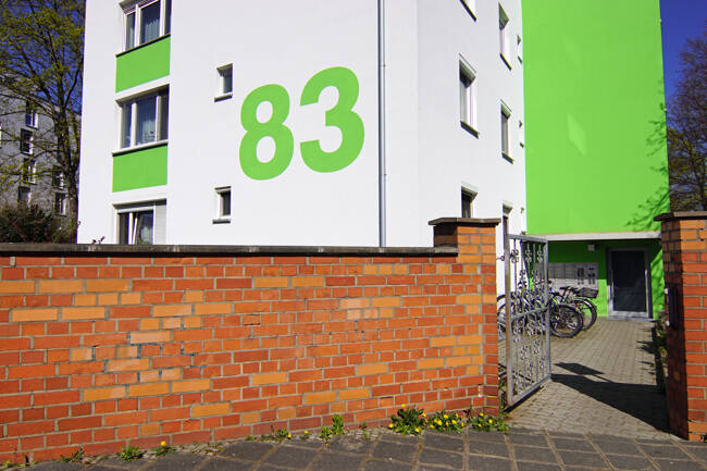 Nürnberg: Freie 3-Zi.Wohnung mit Balkon und Garage in S-Bahn, U-Bahn, Straßenbahn u. Innenstadt-Nähe – Nürnberg – Vorschaubild 3