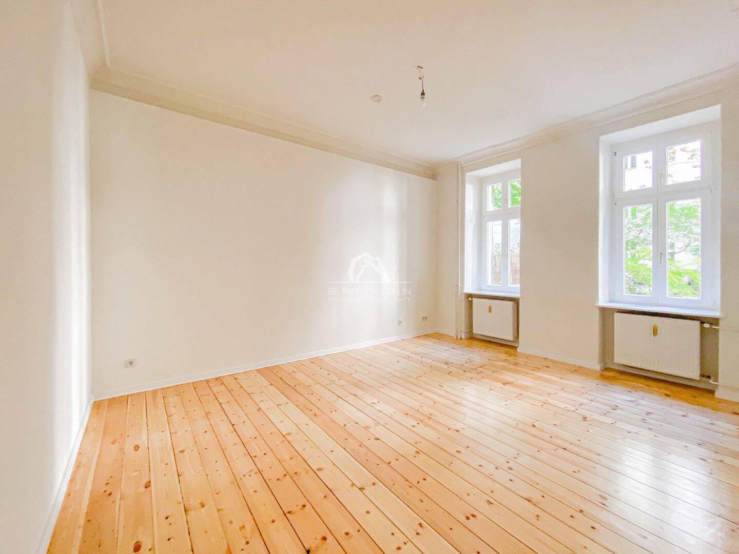 SCHMUCKSTÜCK IM WINSKIEZ! KLASSISCHE SCHÖNE UND RENOVIERTE ALTBAUWOHNUNG! PROVISIONSFREI! – Berlin – Vorschaubild 7