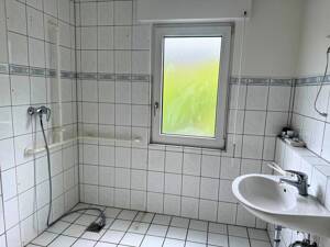 Geräumige 2-Zimmer-Wohnung mit EBK und BALKON in ruhiger Wohnlage – 47119 Duisburg – Vorschaubild 9
