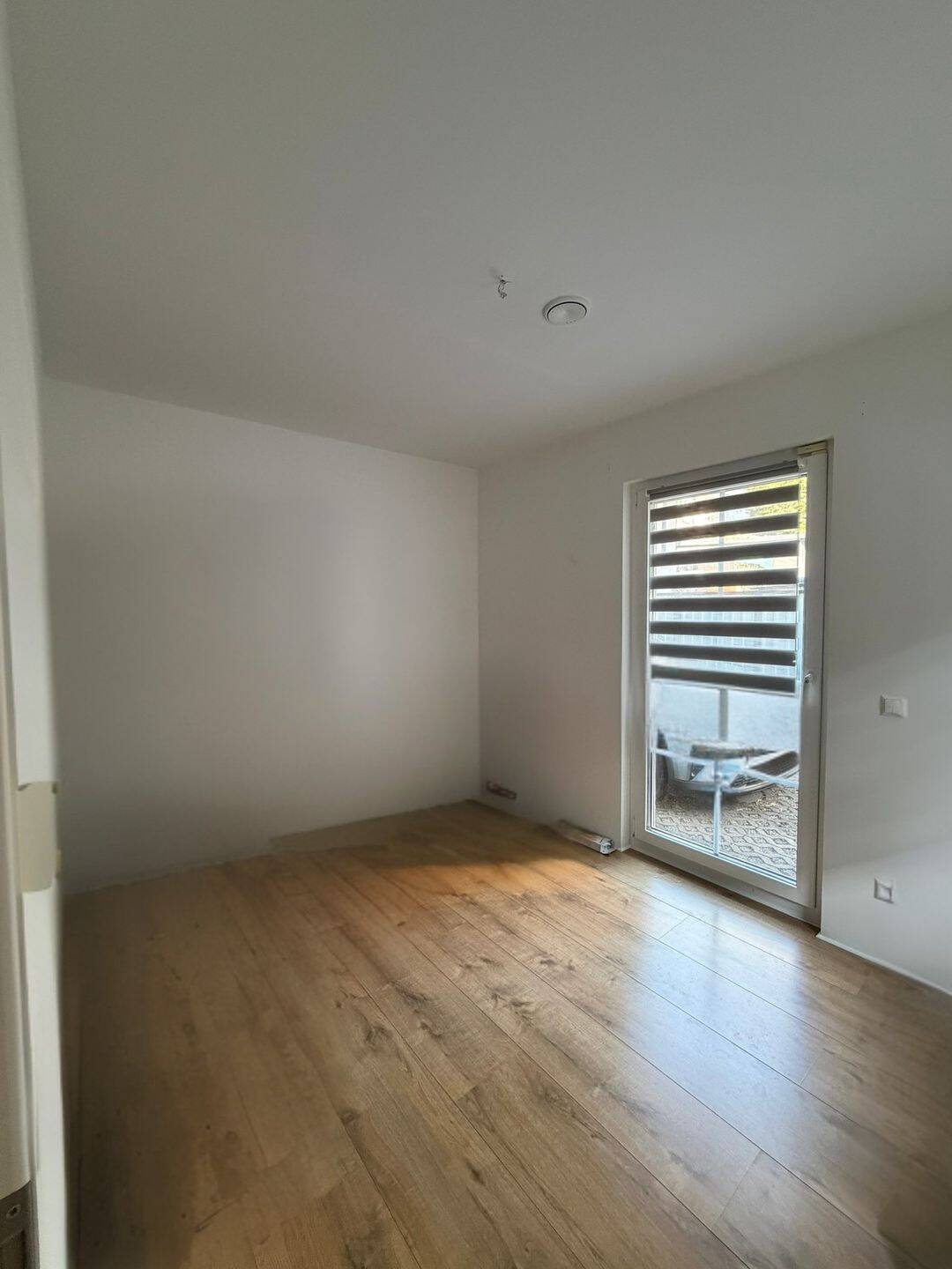 Energieeffizientes Fertighaus (Klasse A) mit Wärmepumpe, Pool & Smart Home in Wuppertal-Heckinghausen – Wuppertal – Vorschaubild 3