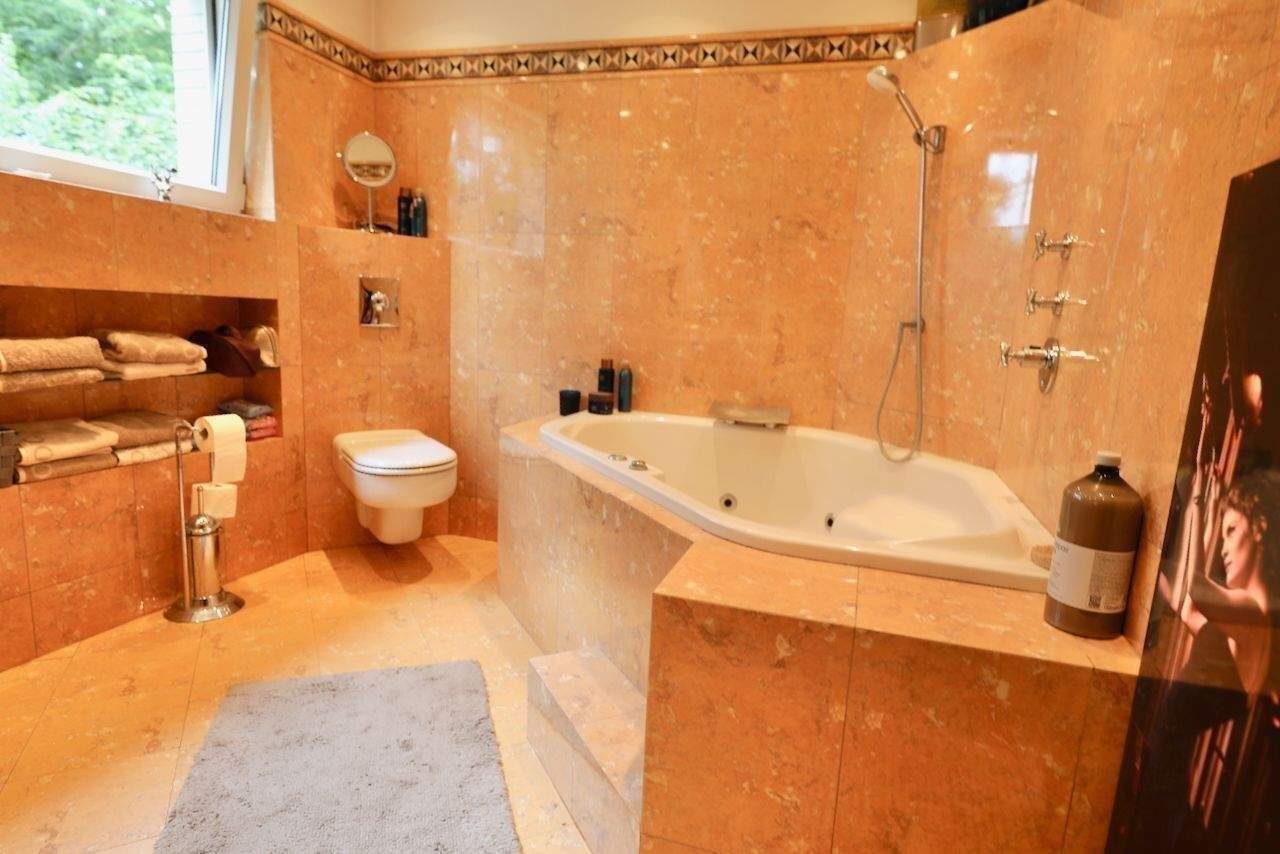 CA. 437m² WOHN-/NUTZFLÄCHE - TOLLES ECKGRUNDSTÜCK, IDEAL ZUM WOHNEN & ARBEITEN - VIELSEITIG NUTZBAR – Berlin – Vorschaubild 9