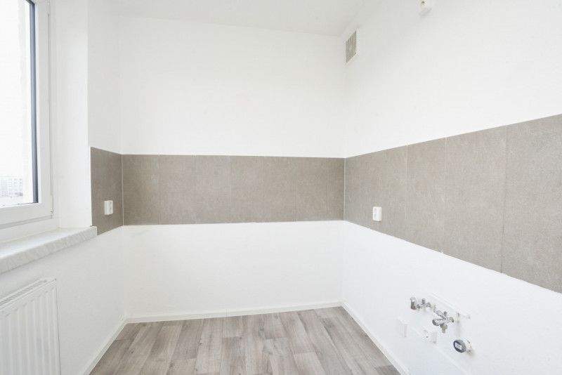 Aufzug / ebenerdige Dusche / Balkon – Chemnitz – Vorschaubild 3