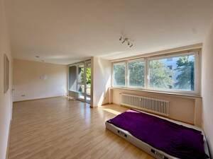 Leerstehende 1-Zimmer-Wohnung mit Südbalkon & Aufzug – 30559 Hannover – Vorschaubild 2
