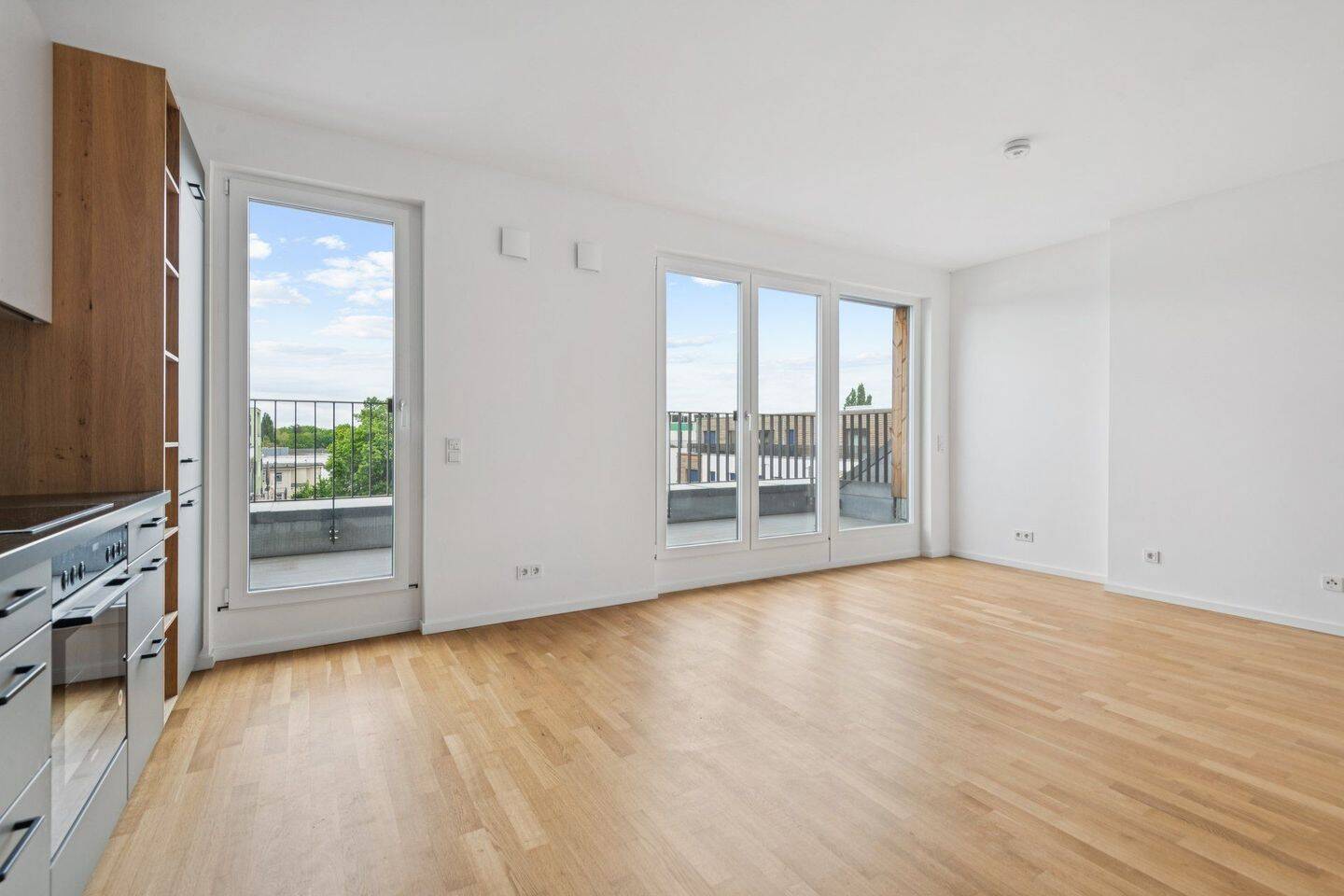 Exklusive Penthouse-Wohnung mit zwei Terrassen in Wasserlage – Berlin – Vorschaubild 5