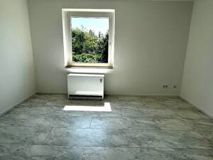 Neu gemacht. Neu verliebt. / Newly renovated. Easy to fall in love with. – 45139 Essen – Vorschaubild 2