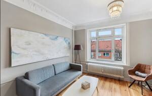 Wunderschöne möblierte Maissonette Wohnung in Winterhude mit Balkon – 22083 Hamburg – Vorschaubild 4