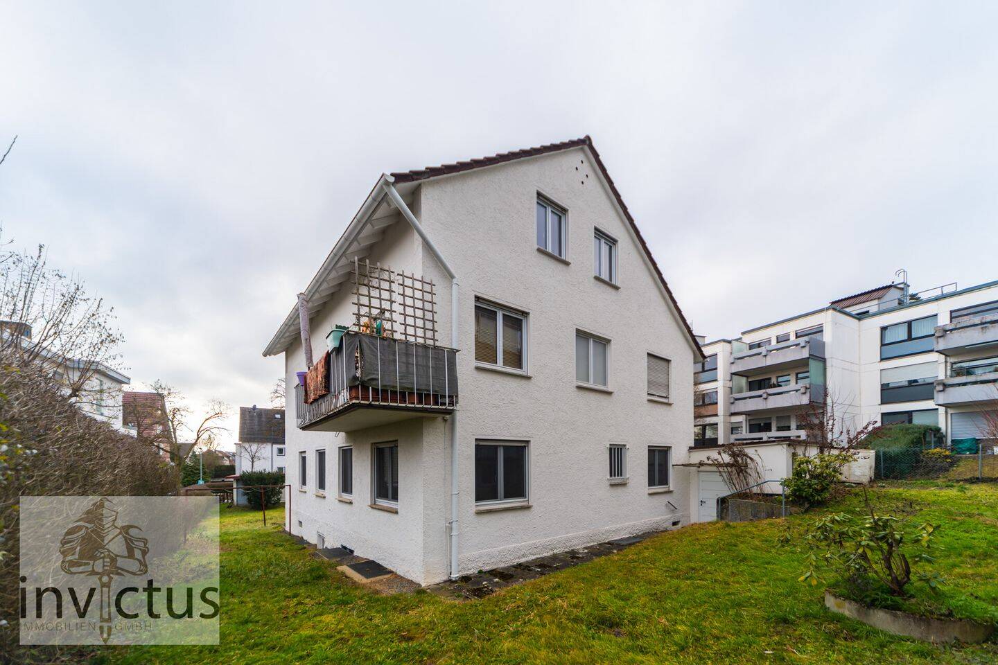 Bestlage Sillenbuch: 3-Familienhaus mit zwei verfügbaren Wohnungen und Wertsteigerungspotenzial