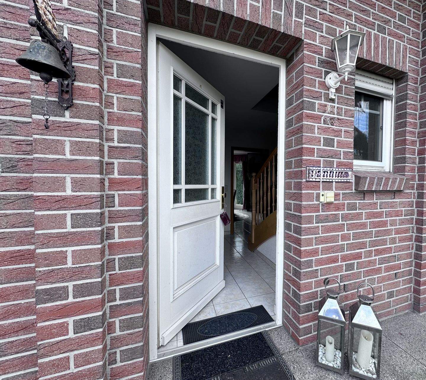 IDYLLISCHES LEBEN UND WOHNEN + EFH + KAMIN + EBK + TERRASSE + KELLER + GARAGE + + + – Diera-Zehren – Vorschaubild 2
