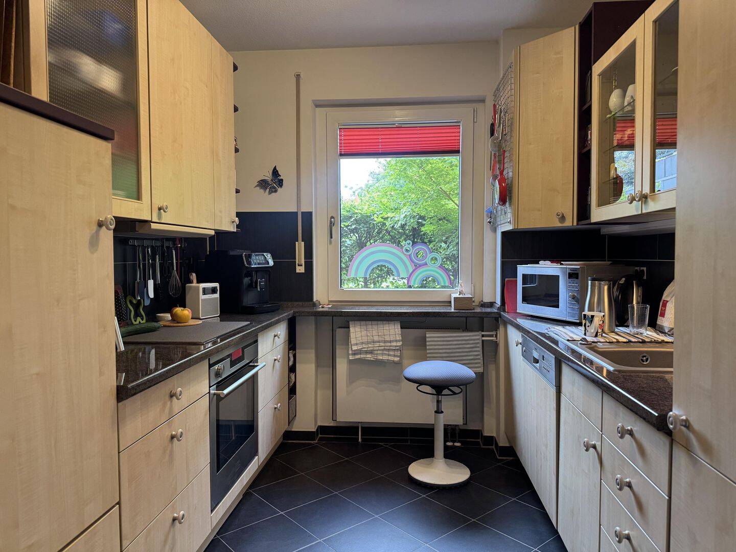 Charmante Erdgeschosswohnung mit Gartenanteil, Garage und zwei Carports in Röthenbach b. Schweinau – Nürnberg – Vorschaubild 6