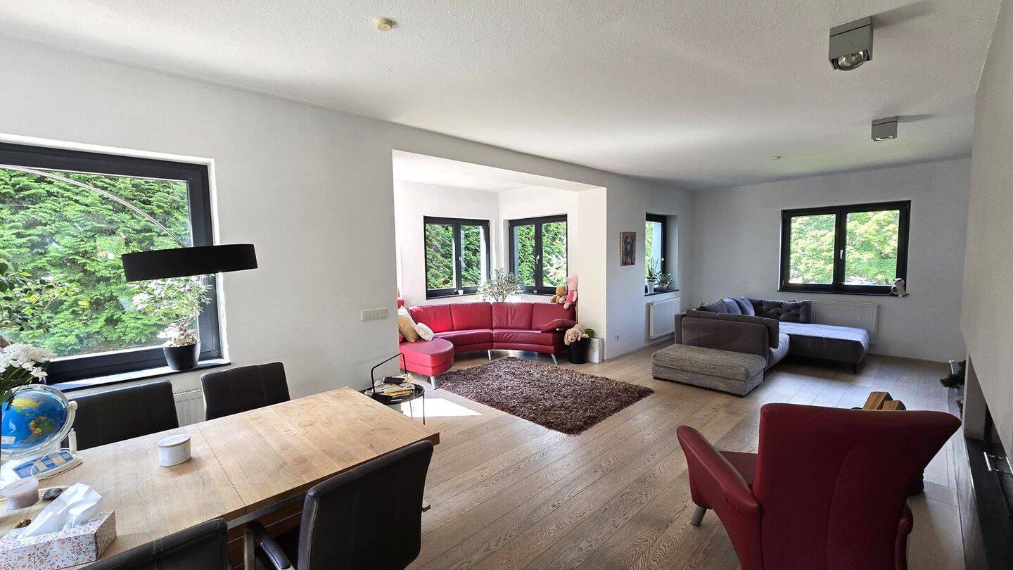 Großzügiges Einfamilienhaus mit Gartenfreiraum und Platz für Ihre Familie – Eschwege – Vorschaubild 3