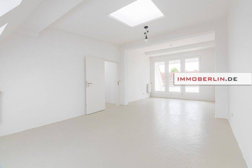 IMMOBERLIN.DE - Lichtdurchflutete Wohnung mit Südwestterrasse in beliebter Lage – Berlin – Vorschaubild 2