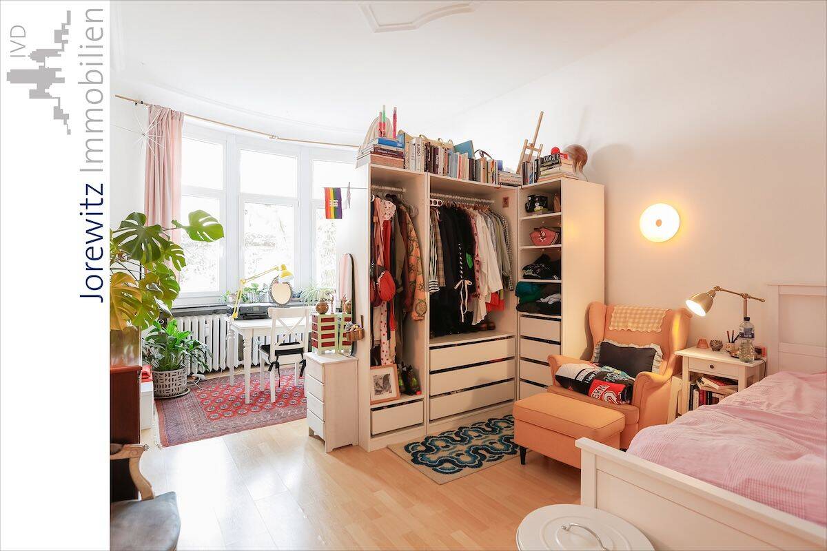 Altbaucharme Bielefeld-City - Nähe Pauluskirche: Gut aufgeteilte 5 Zimmer-Wohnung mit Terrasse – Bielefeld – Vorschaubild 4