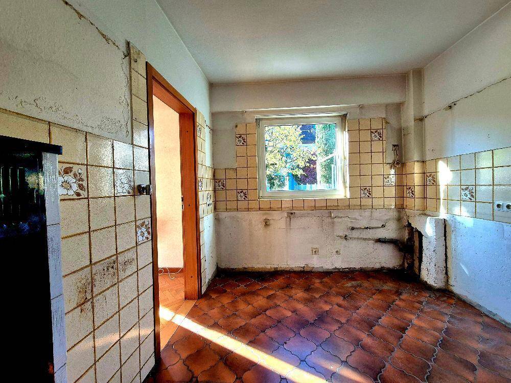 charmante DHH, 4,5 Zi., großer Garten, Carport ruhige rückwärtige Lage direkt am Römerkastell – Stuttgart – Vorschaubild 7
