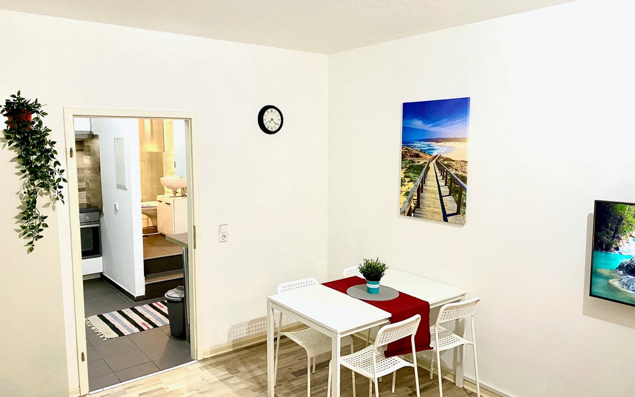 Wohnung in Karlsruhe für Ihr Wohnen auf Zeit zum übernachten – Karlsruhe – Vorschaubild 6