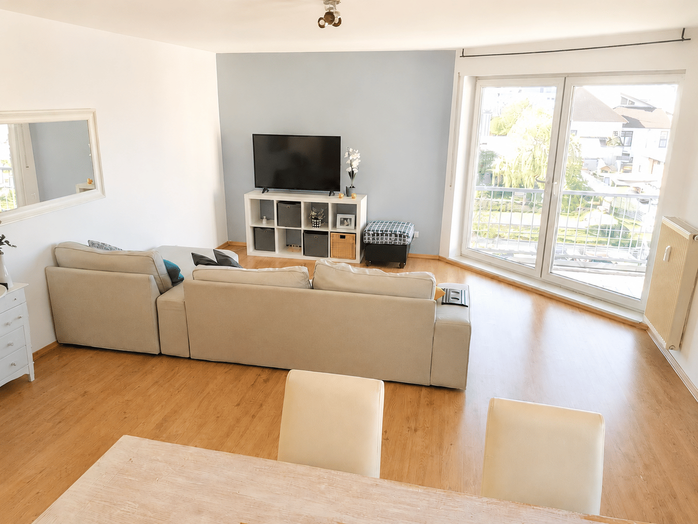 93 m² Wohnkomfort in Ingolstadt-West - 2 Balkone, 2 Bäder, Aufzug und TG-Stellplatz – Ingolstadt – Bild 1 von 8