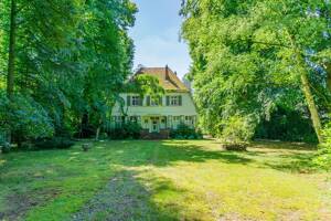 PURNHAGEN-IMMOBILIEN - Lesum - Sanierungsbedürftige Villa in Bestlage nahe Knoops Park und der Lesum – 28717 Bremen – Vorschaubild 2