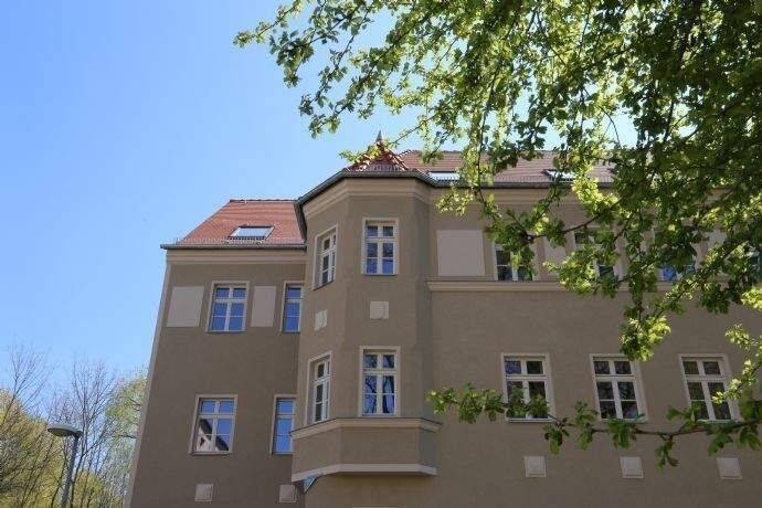 2-Raum Wohnung mit Balkon im EG rechts
