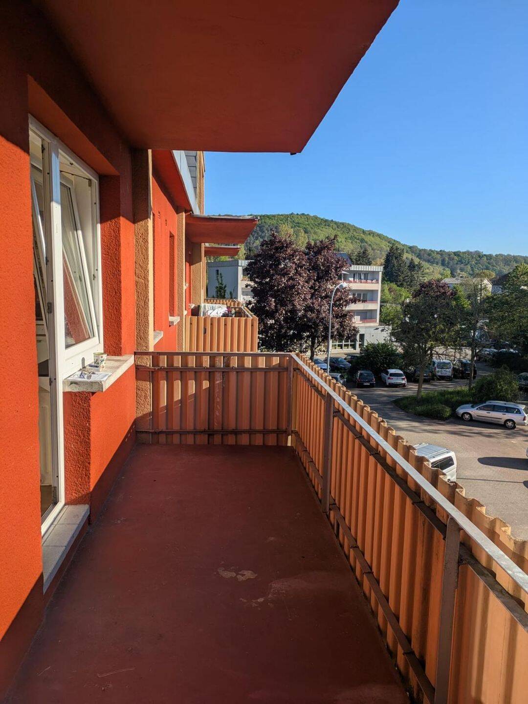 25 Wohnungen + Gewerbe | ca. 8 % Rendite