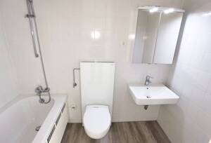 Exklusives Apartment mit DOM u. Skyline - Blick im 11. OG mit Aufzug, großem Balkon / ruhig gelegen! – 50858 Köln – Vorschaubild 9