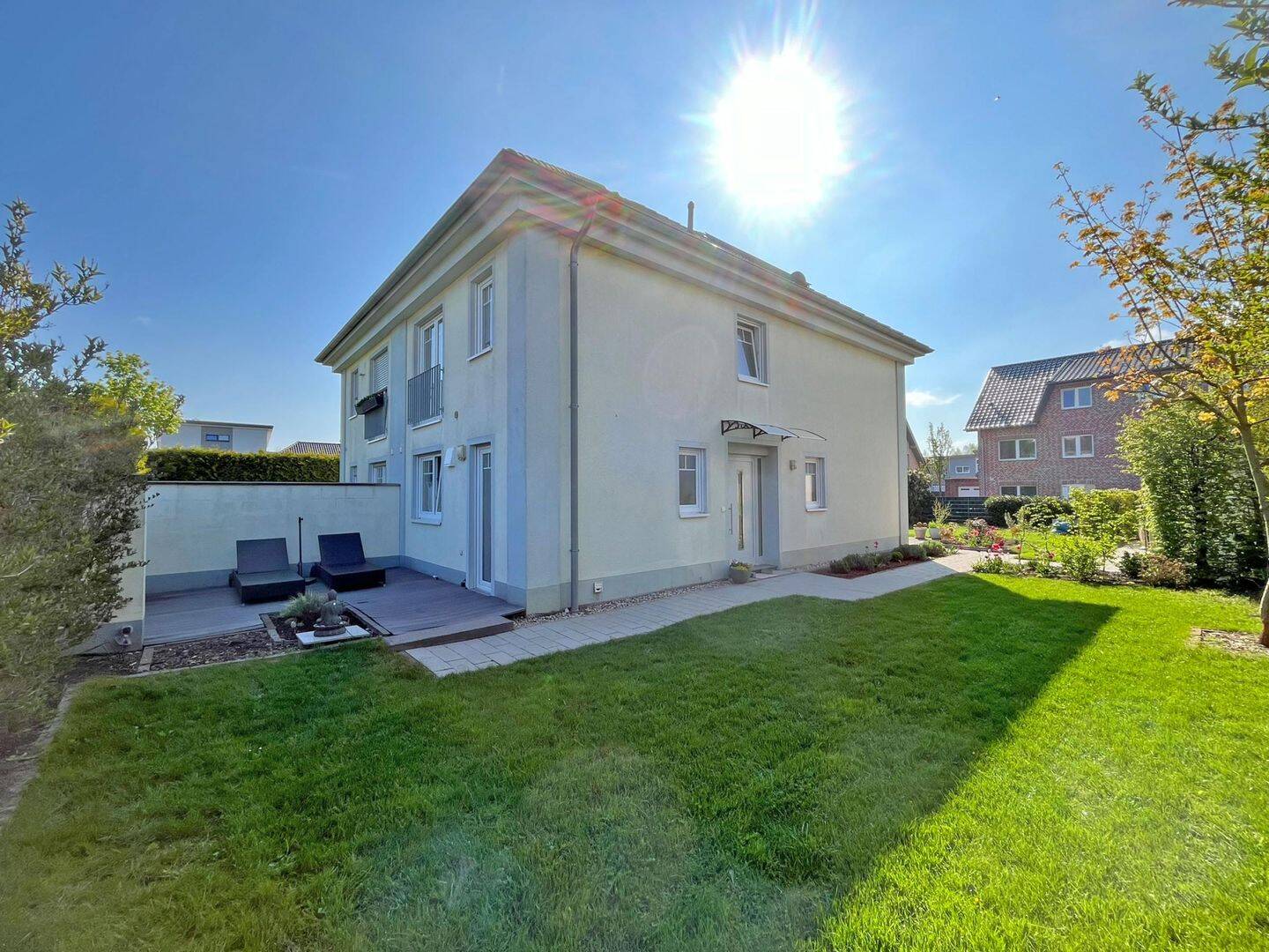 RESERVIERT! Familienfreundliche Doppelhaushälfte mit durchdachter Aufteilung und einer Garage in Hamm-Heessen – Hamm – Vorschaubild 3