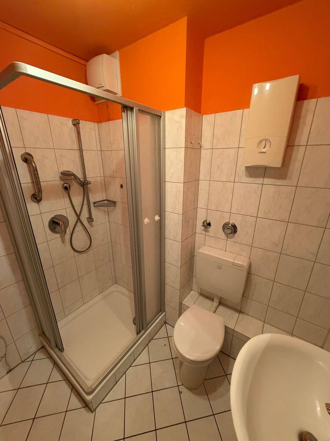 Gemütliche 2-Zimmer-Wohnung mit Balkon und Tiefgarage in Bremen Osterfeuerberg – Bremen – Vorschaubild 3