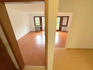 Reserviert-Bezugsfreie 2-Zimmer-Wohnung mit schönem Balkon & TG-Stellplatz in Freiburg-Littenweiler – 79117 Freiburg im Breisgau – Vorschaubild 5