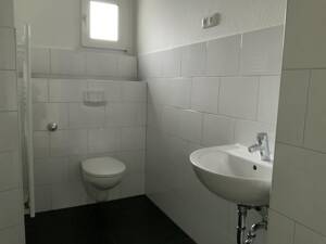 Attraktive 2-Zimmer-Etagenwohnung in Gelsenkirchen ideal für abwechslungsreiches Wohnen – 45888 Gelsenkirchen – Vorschaubild 3