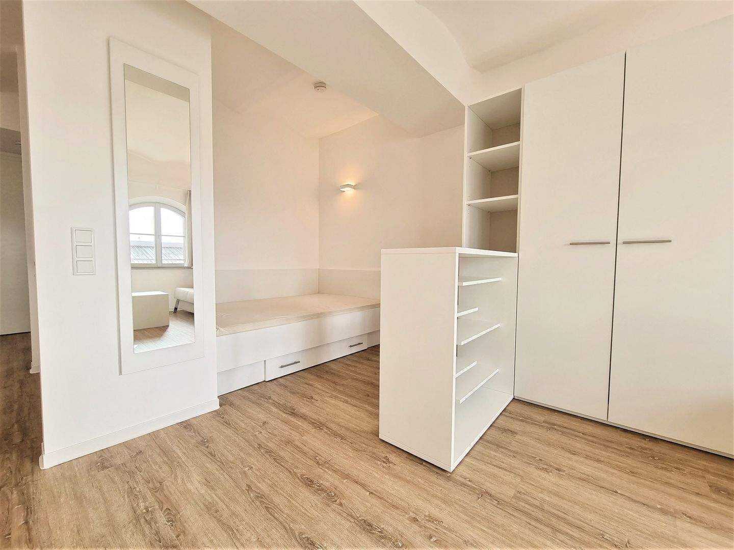 Modern möblierte 1-Zi-Wohnung in Bestlage – Nürnberg – Vorschaubild 6