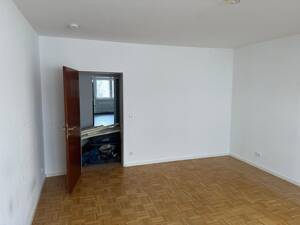 Großes WG-Zimmer in 3erWG in Mainzer Altstadt – 55116 Mainz – Vorschaubild 3