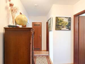 Bezugsfrei: Schöne 2-Zimmer-Wohnung mit großzügigem Grundriss – 81476 München – Vorschaubild 2