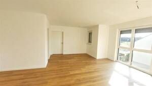 Moderne 3 Zi. Whg./ 2 Bäder, Energiebedarf A+ / FBH / Aufzug / EBK u.v.a.m. käuflich / kein Balkon – 51381 Leverkusen – Vorschaubild 3
